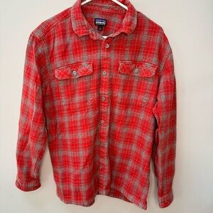 Patagonia Fjord Flannel Button Shirt Mens Large Red Plaid Men’s L Sleeve